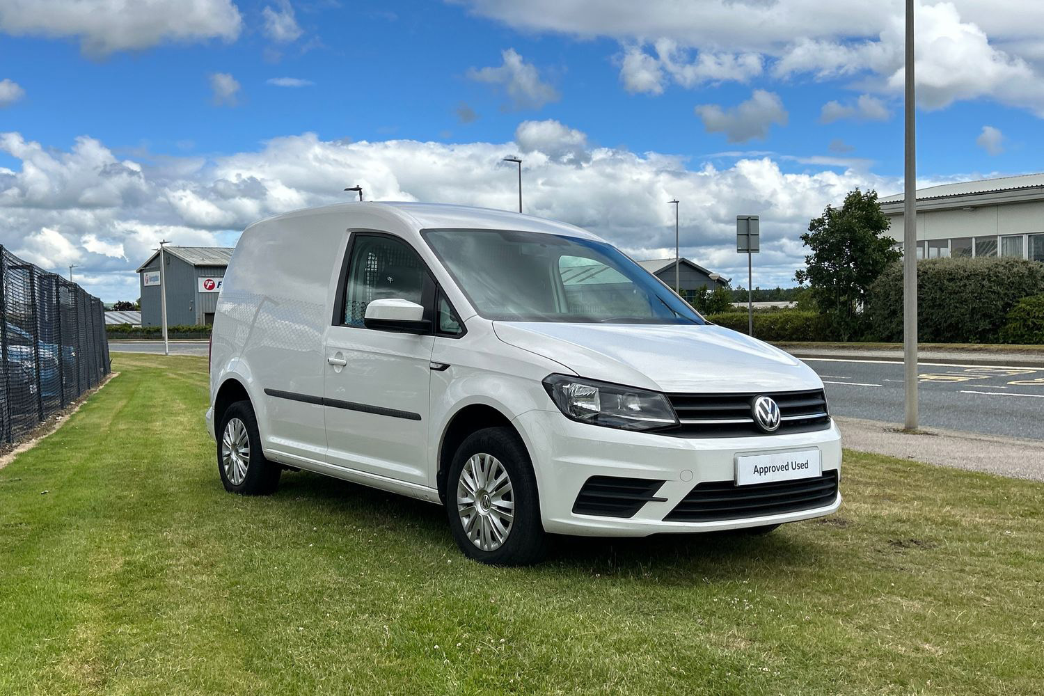 Main listing image - Volkswagen Caddy