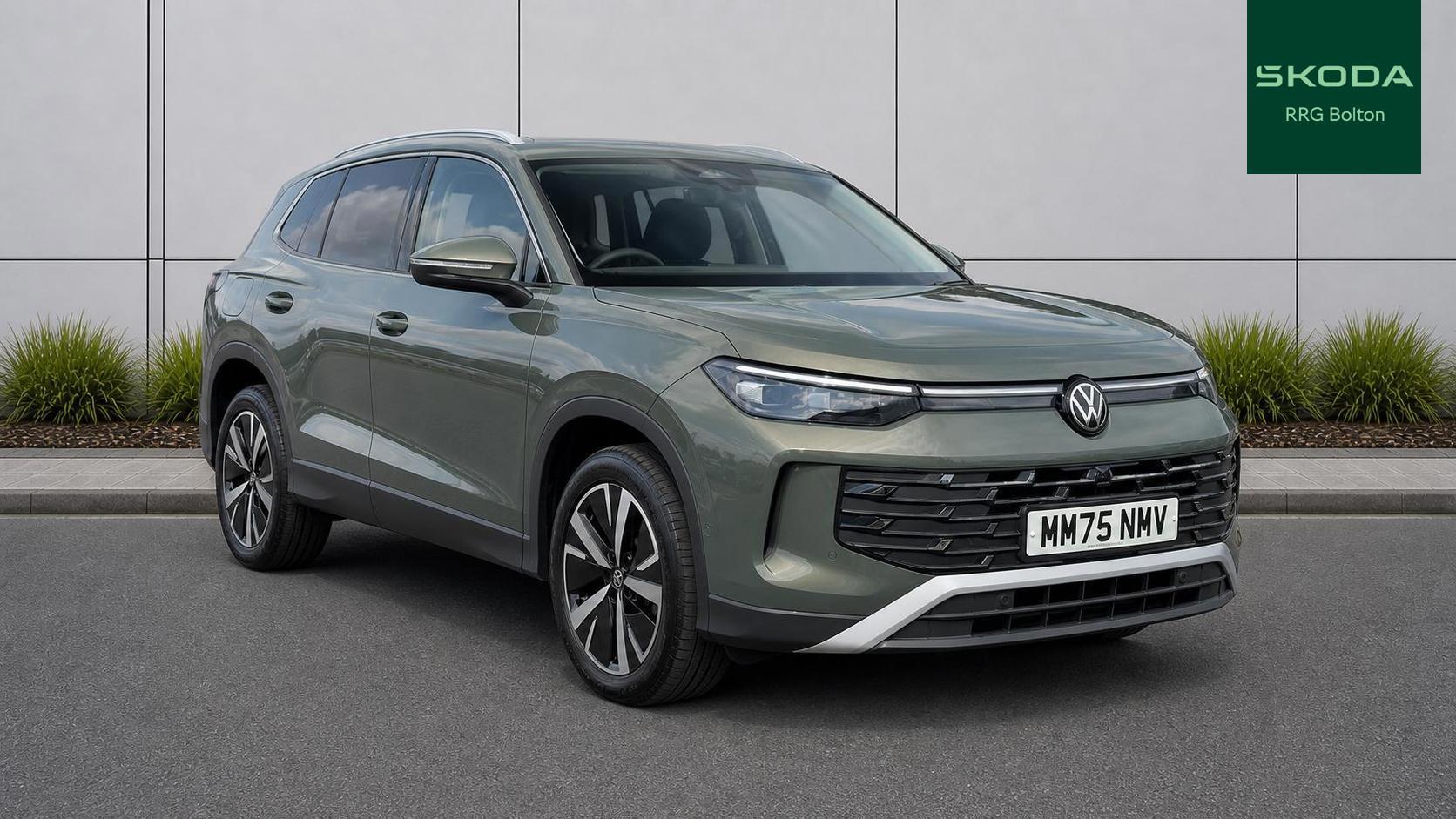 Main listing image - Volkswagen Tayron