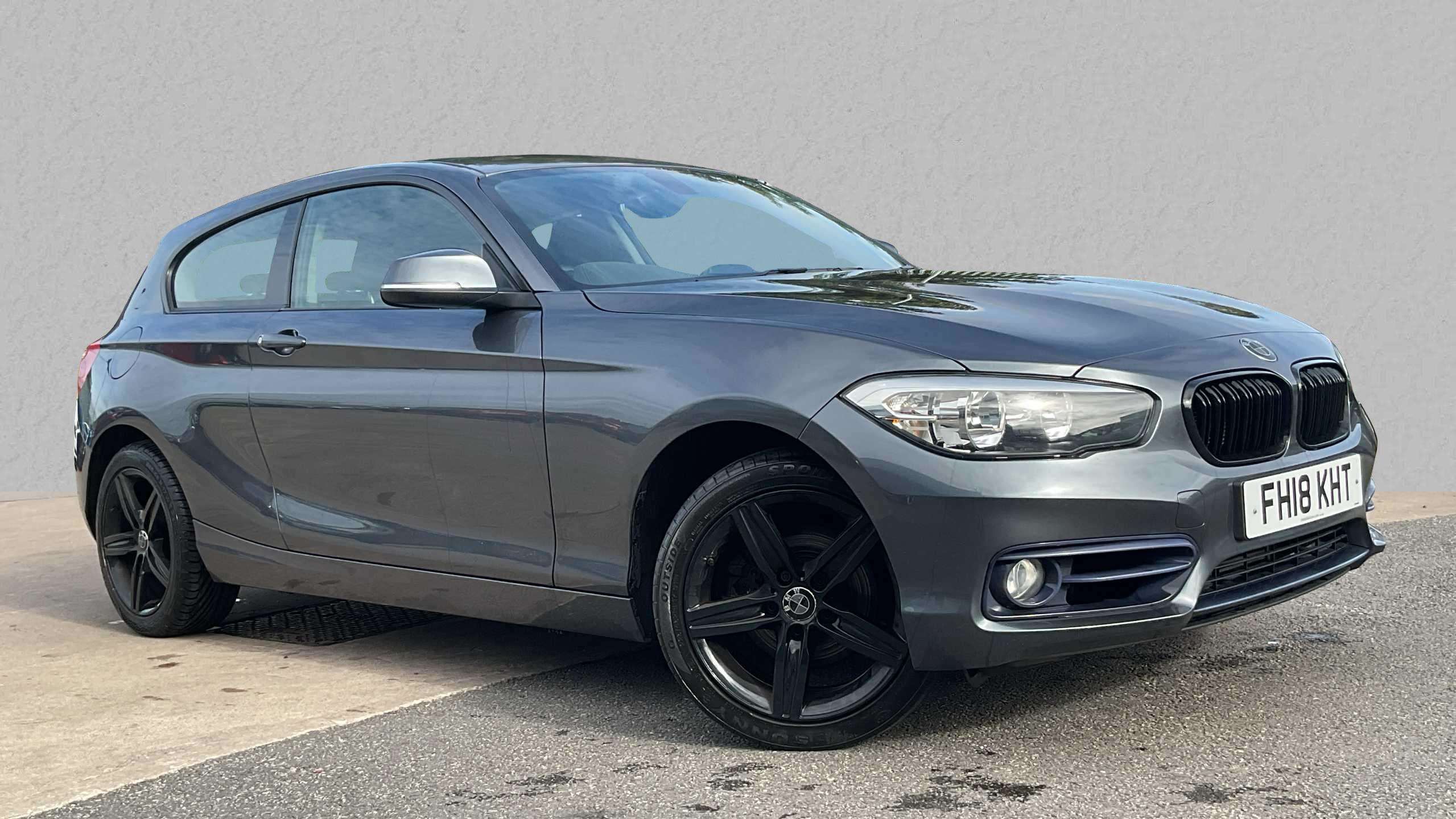 Main listing image - BMW 1 Series
