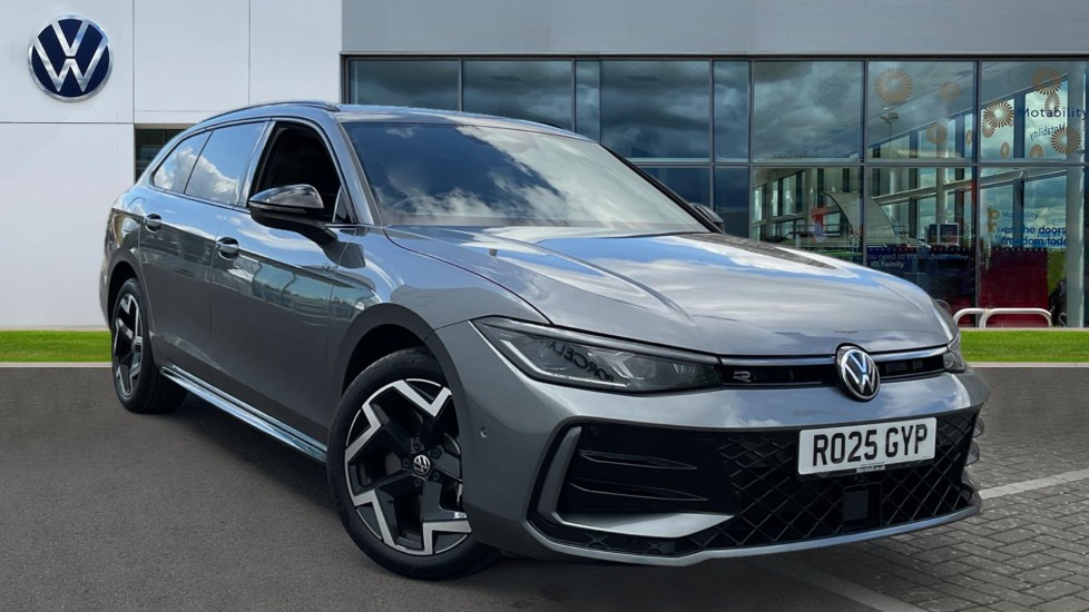 Main listing image - Volkswagen Passat Estate