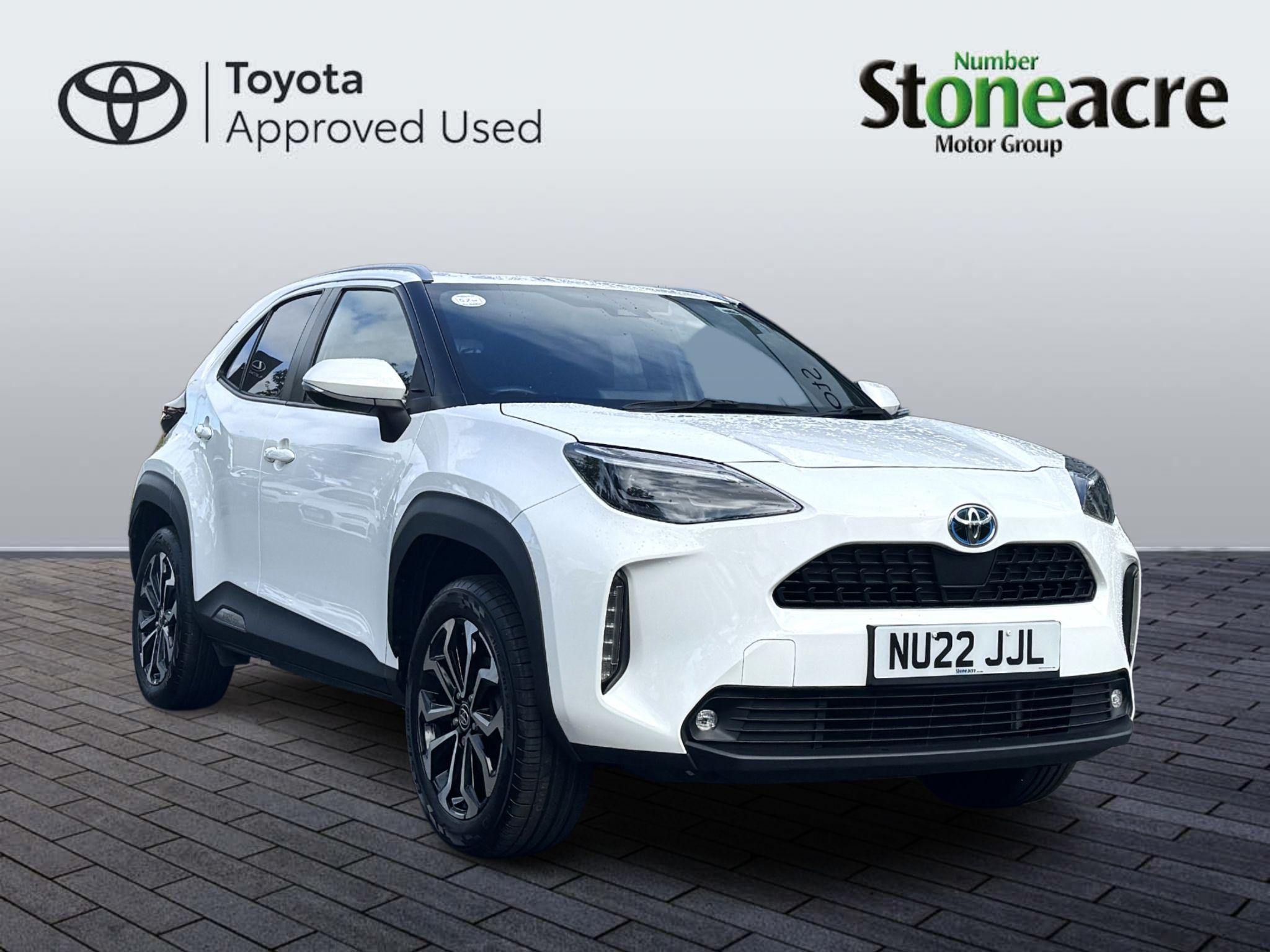 Main listing image - Toyota Yaris Cross