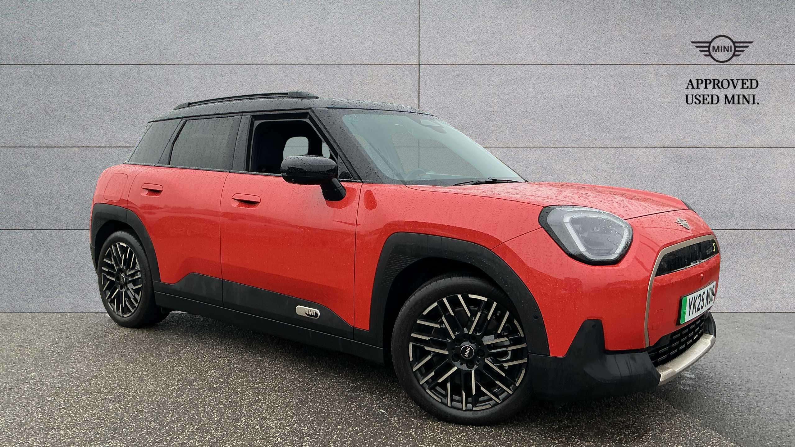 Main listing image - MINI Electric