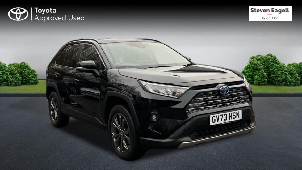 Main listing image - Toyota RAV4