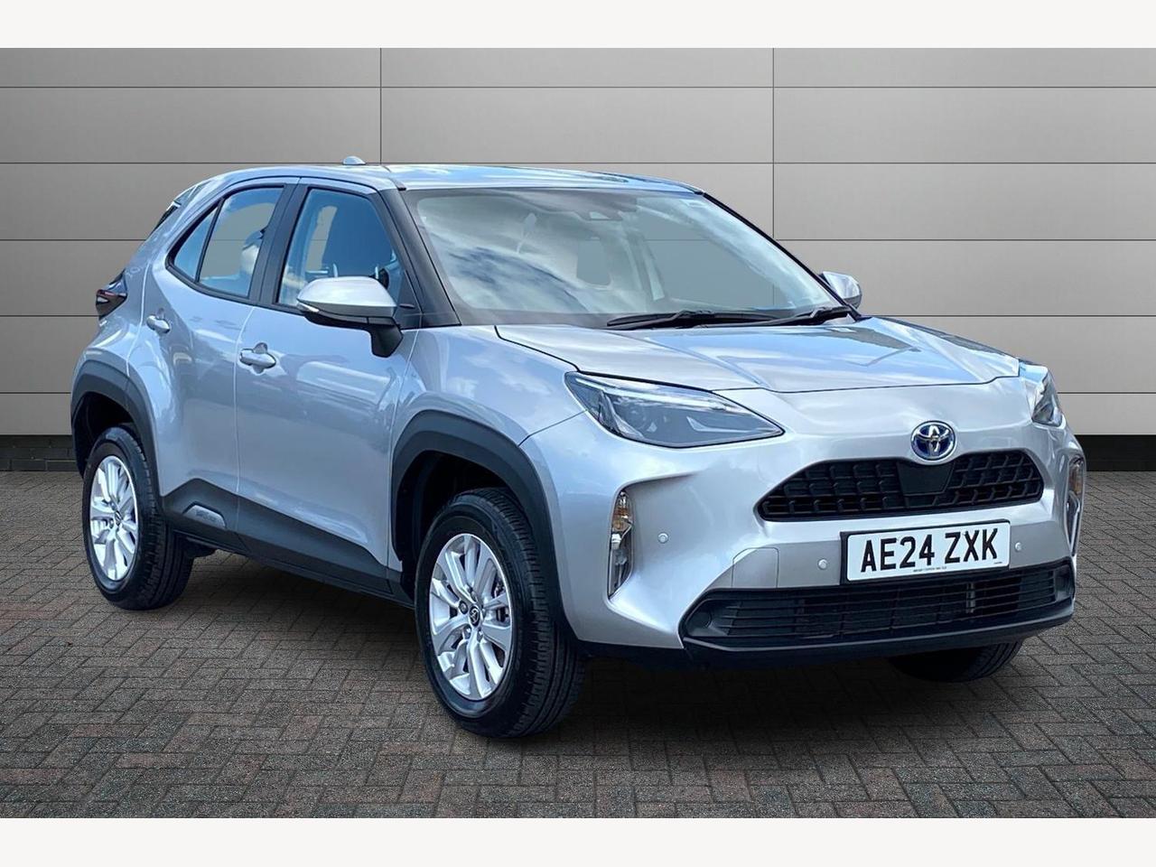 Main listing image - Toyota Yaris Cross