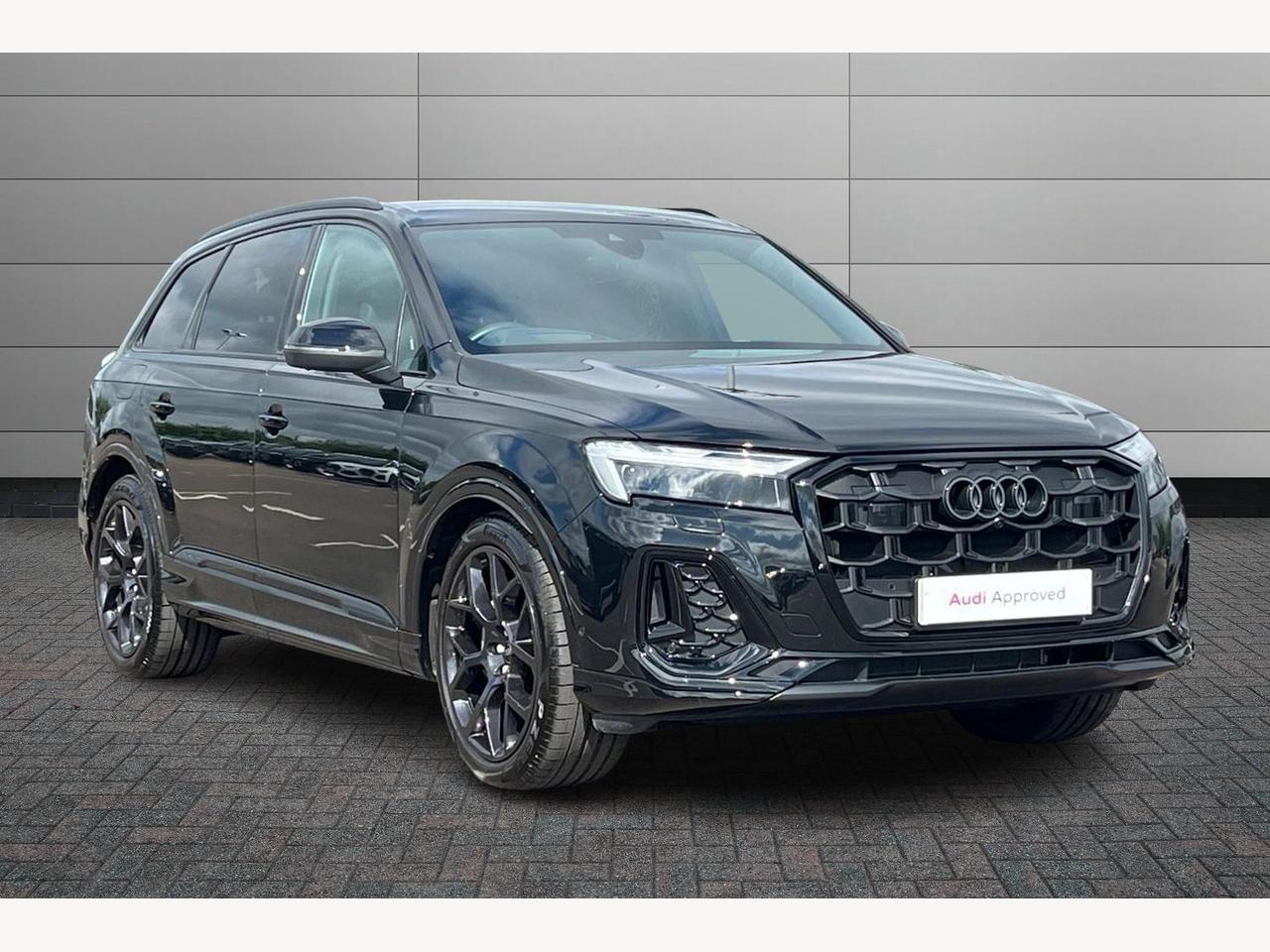 Main listing image - Audi Q7