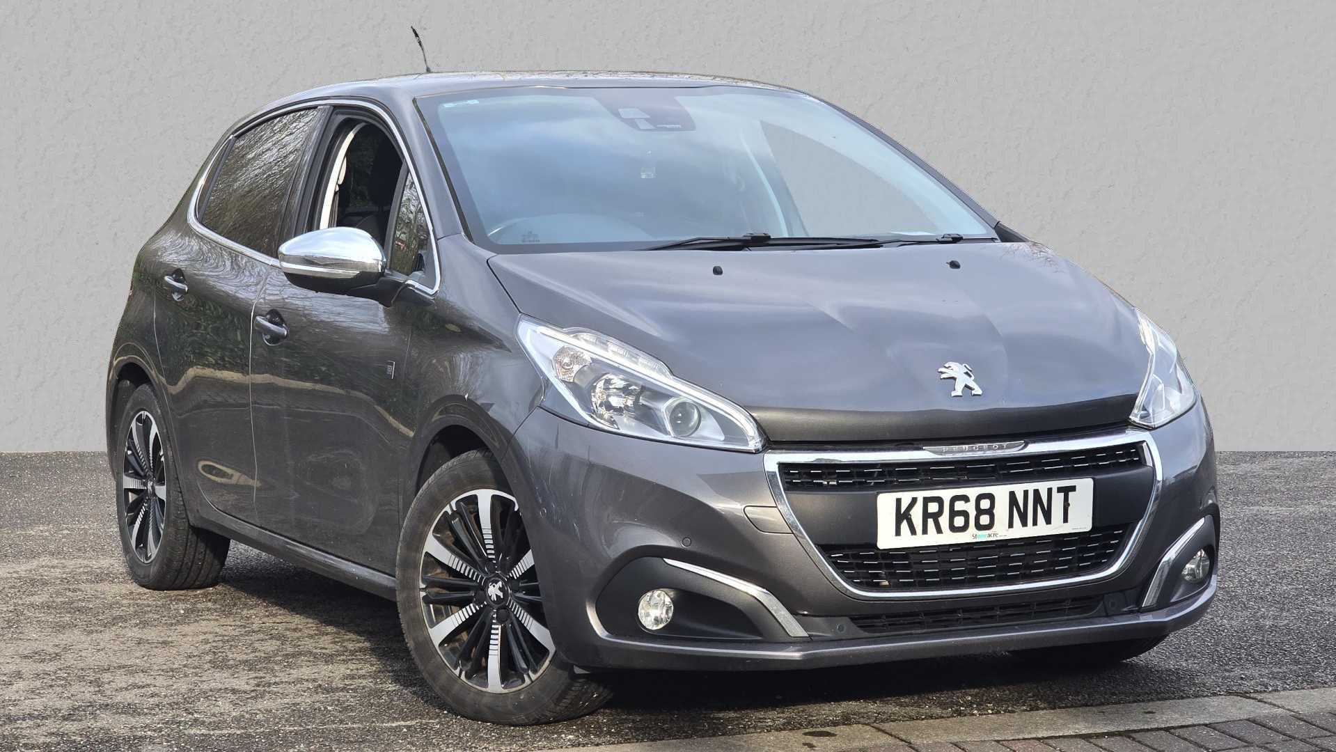 Main listing image - Peugeot 208