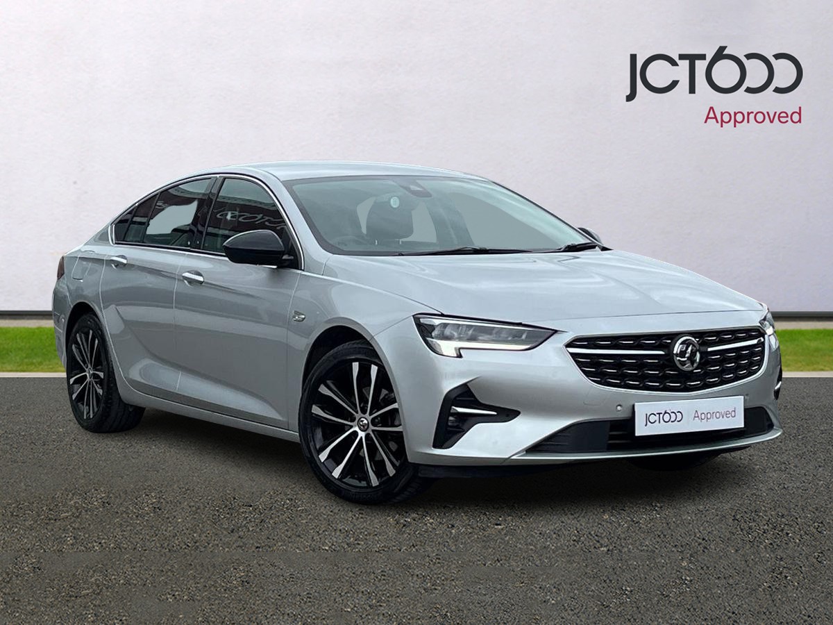 Main listing image - Vauxhall Insignia