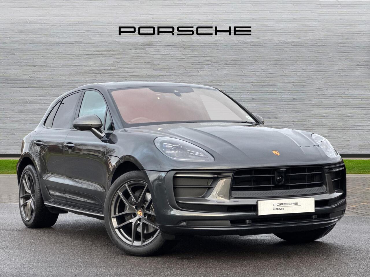 Main listing image - Porsche Macan
