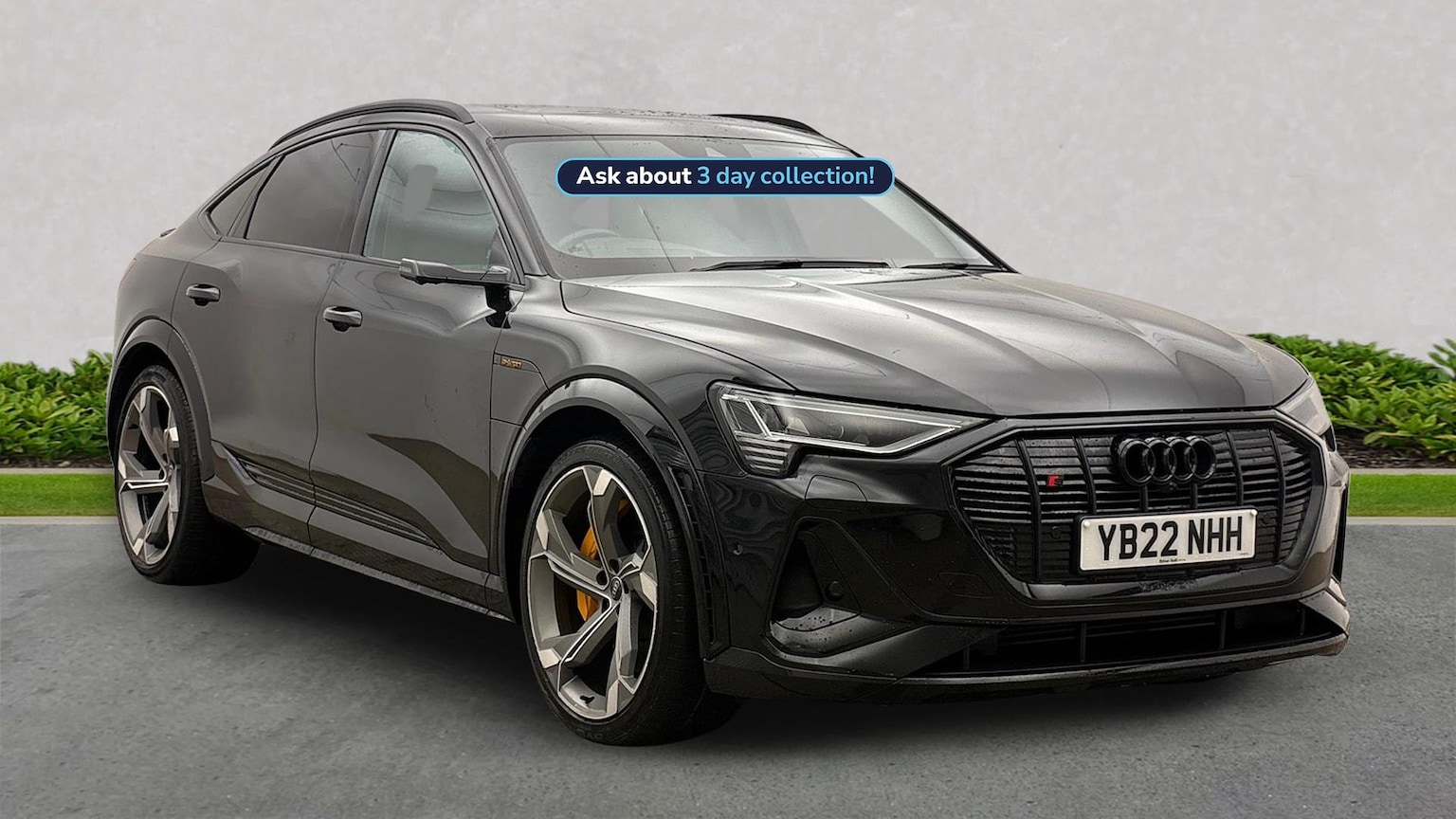 Main listing image - Audi e-tron