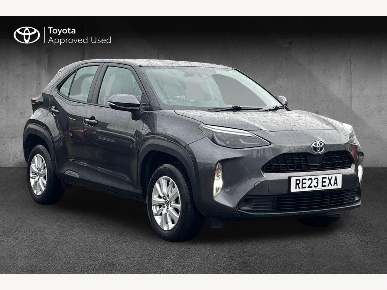 Main listing image - Toyota Yaris Cross