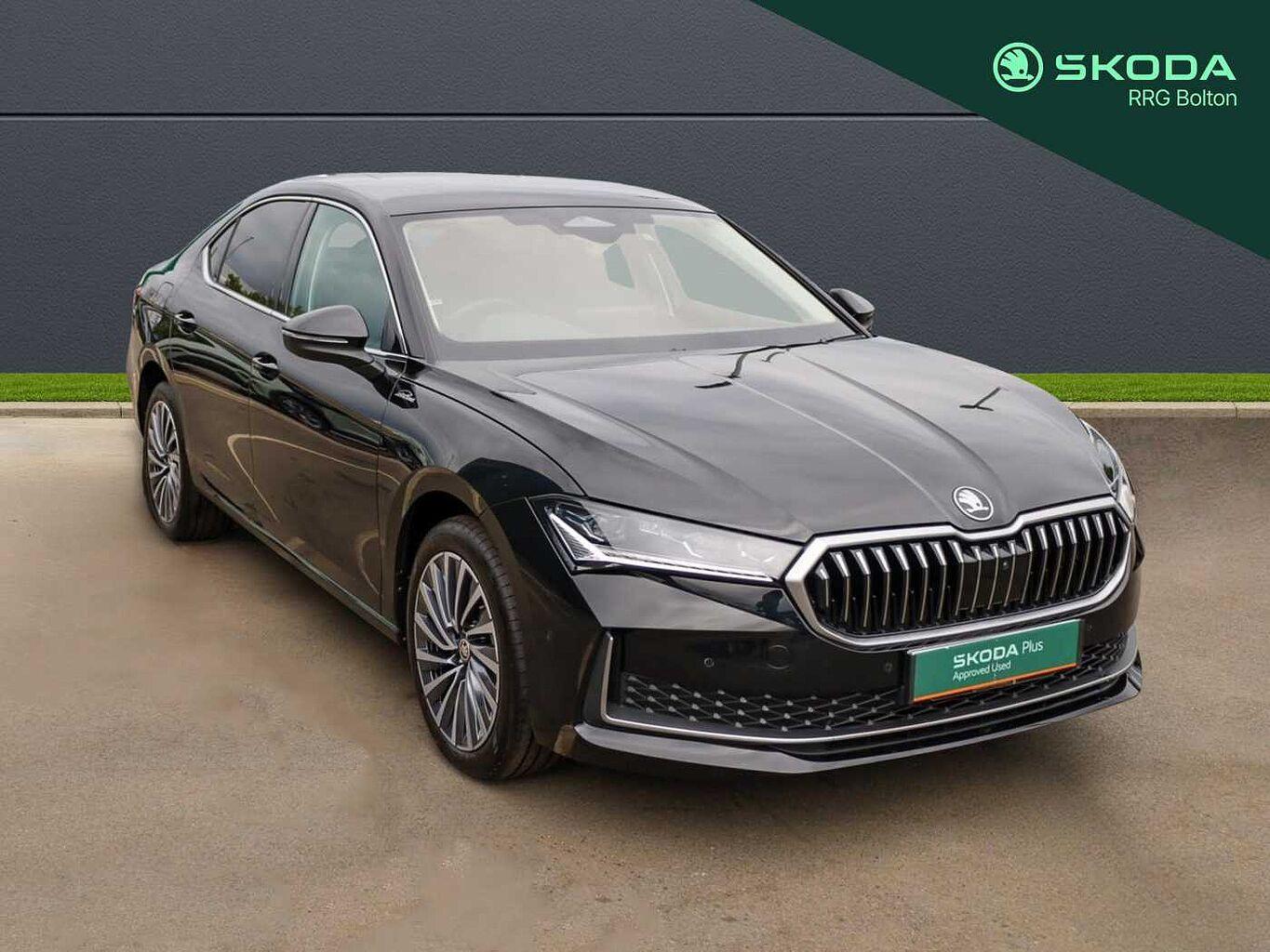 Main listing image - Skoda Superb