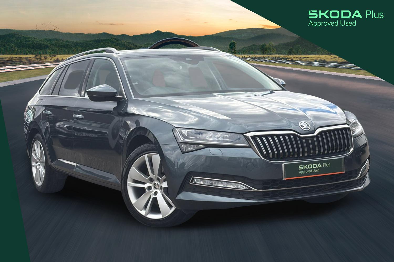 Main listing image - Skoda Superb