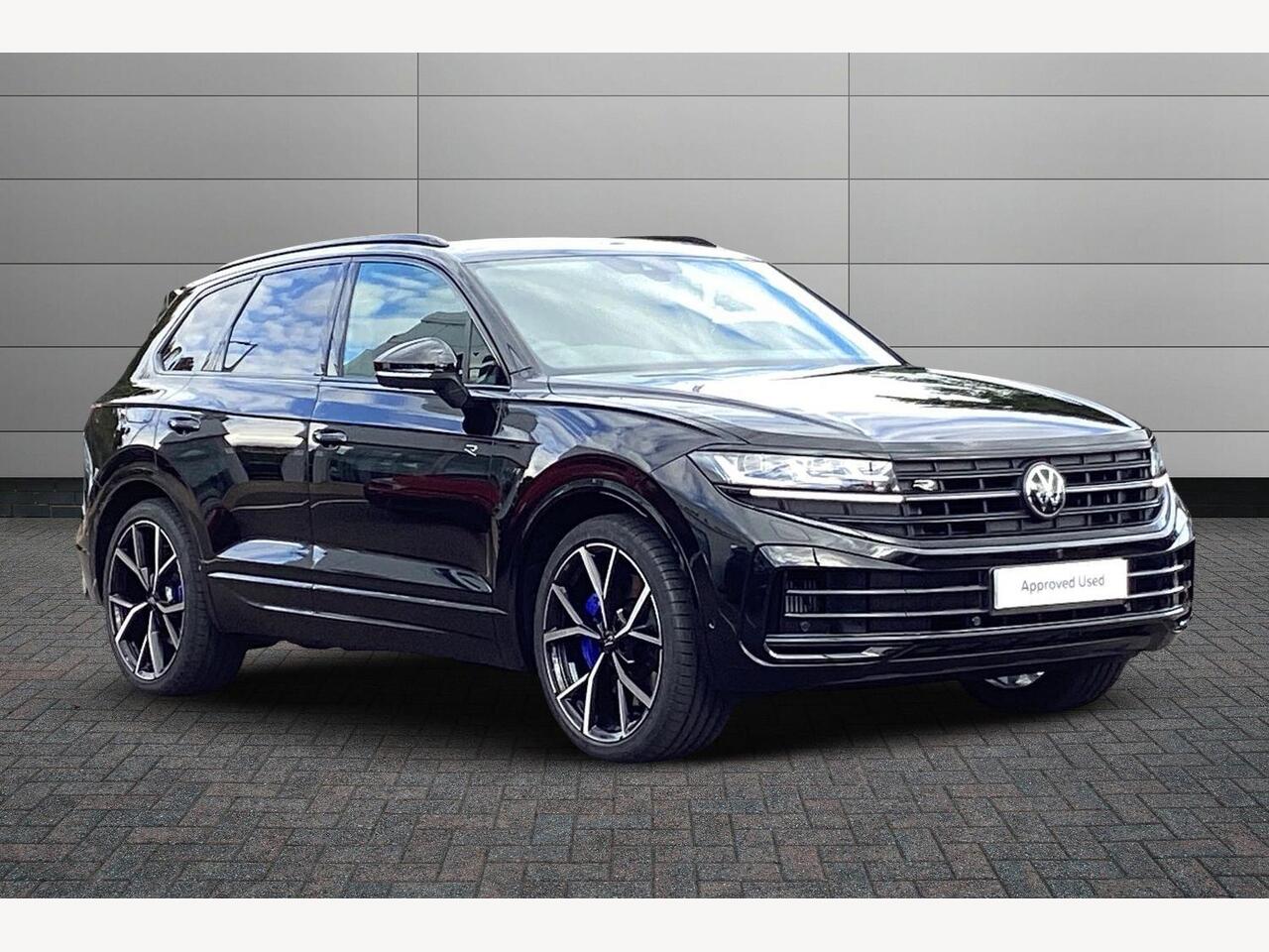 Main listing image - Volkswagen Touareg