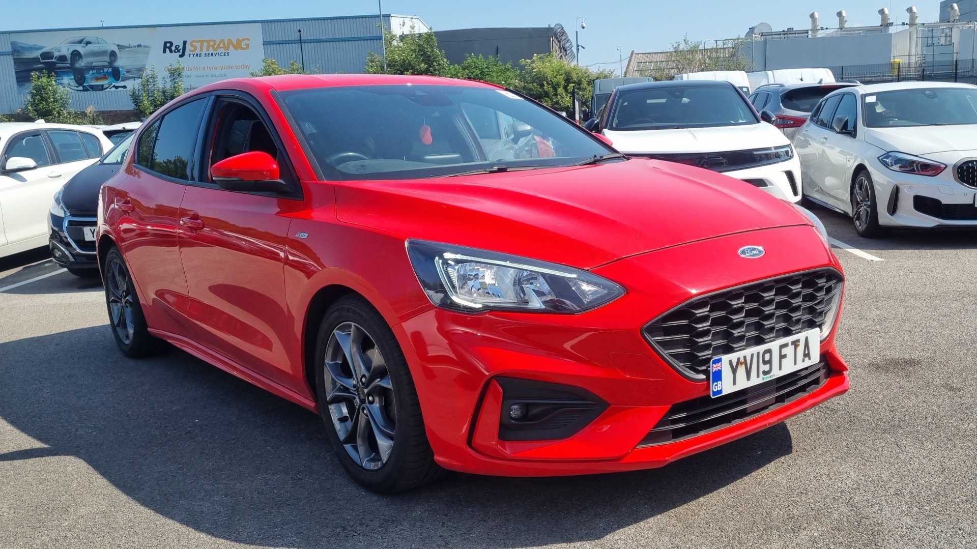 Main listing image - Ford Focus