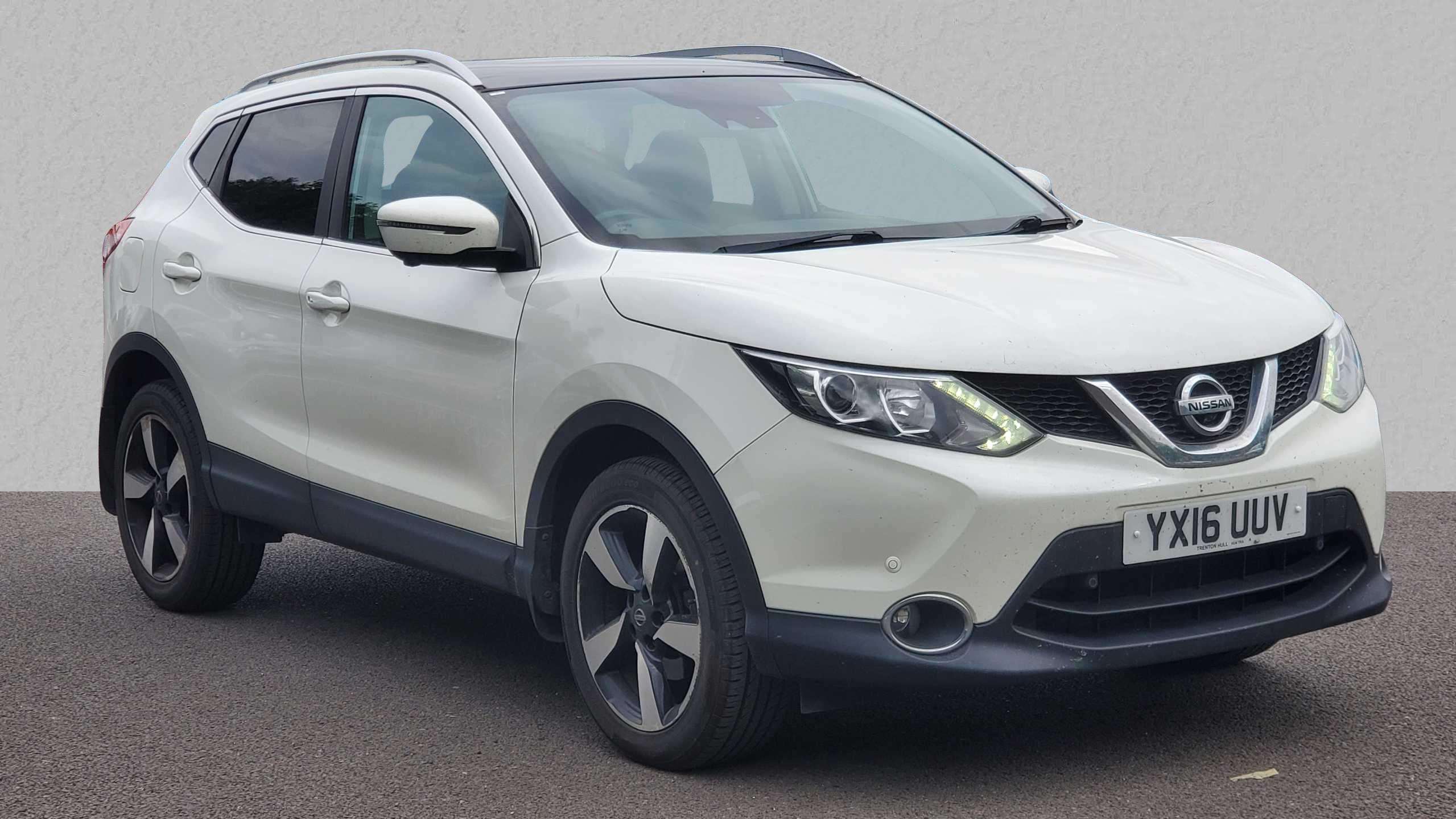 Main listing image - Nissan Qashqai