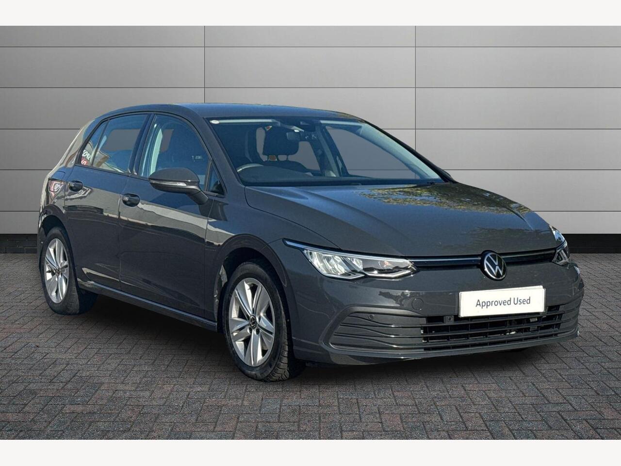 Main listing image - Volkswagen Golf