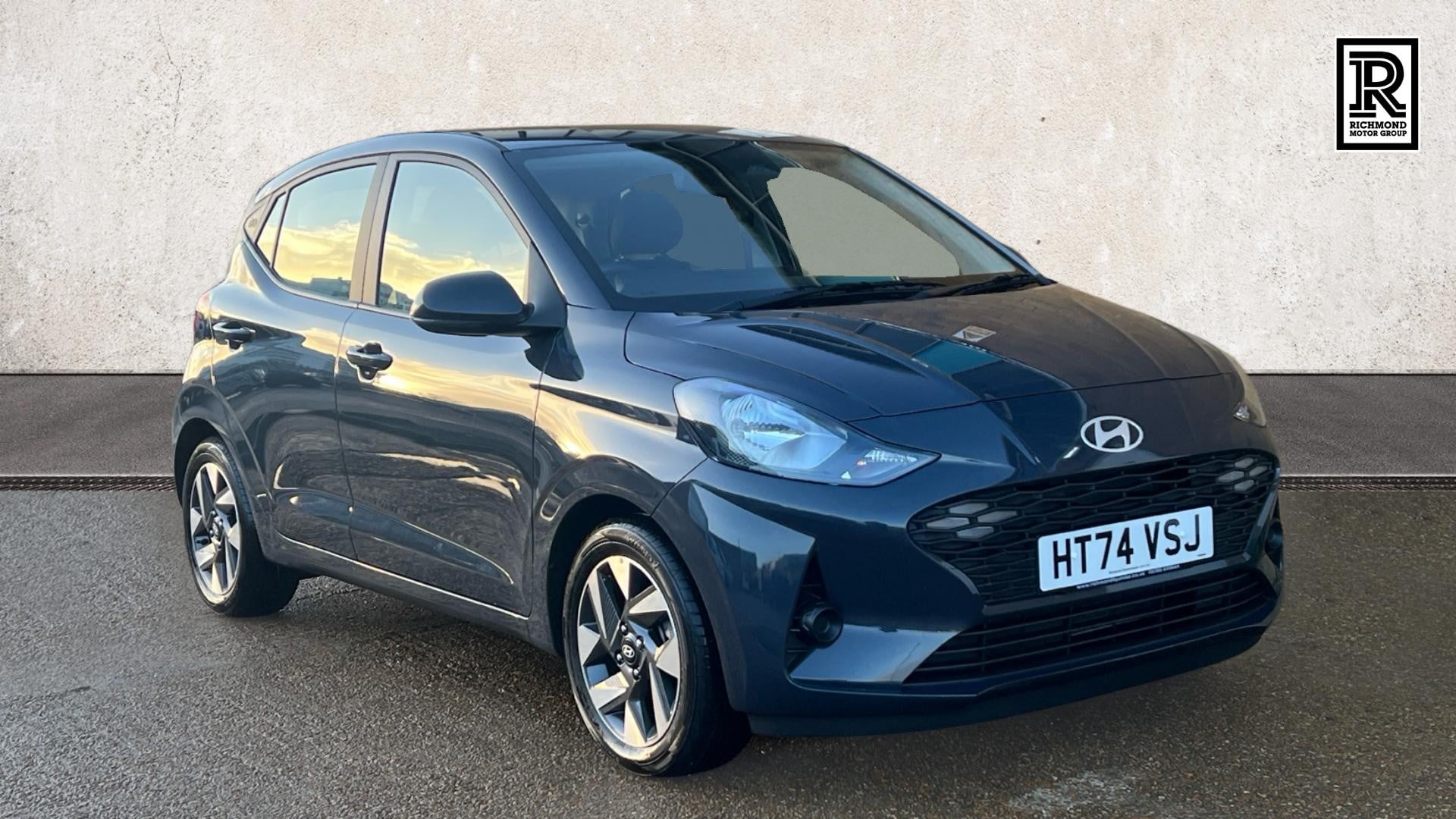 Main listing image - Hyundai i10