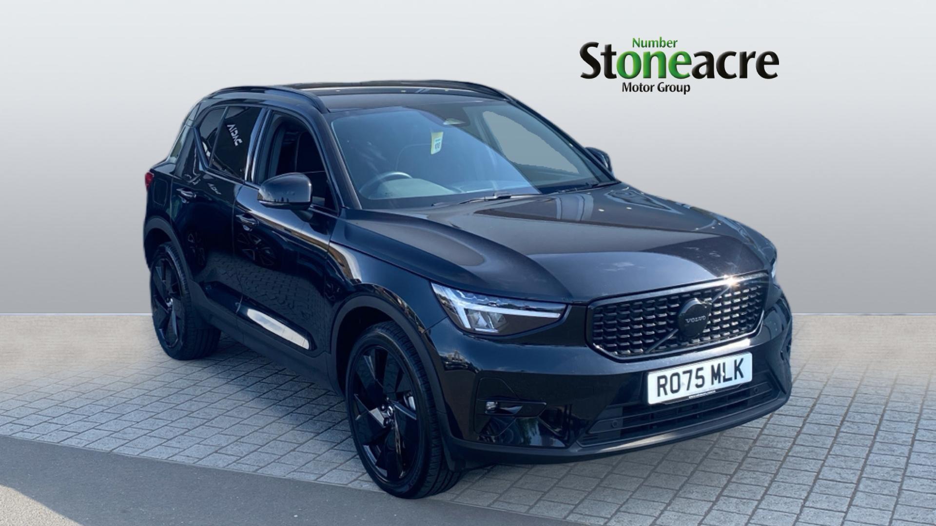 Main listing image - Volvo XC40