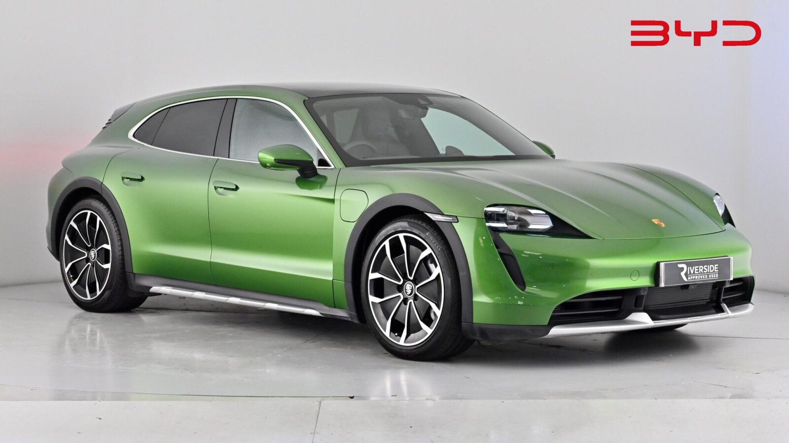 Main listing image - Porsche Taycan