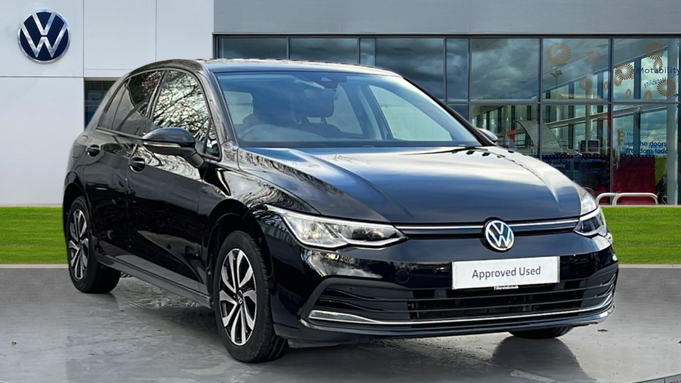 Main listing image - Volkswagen Golf