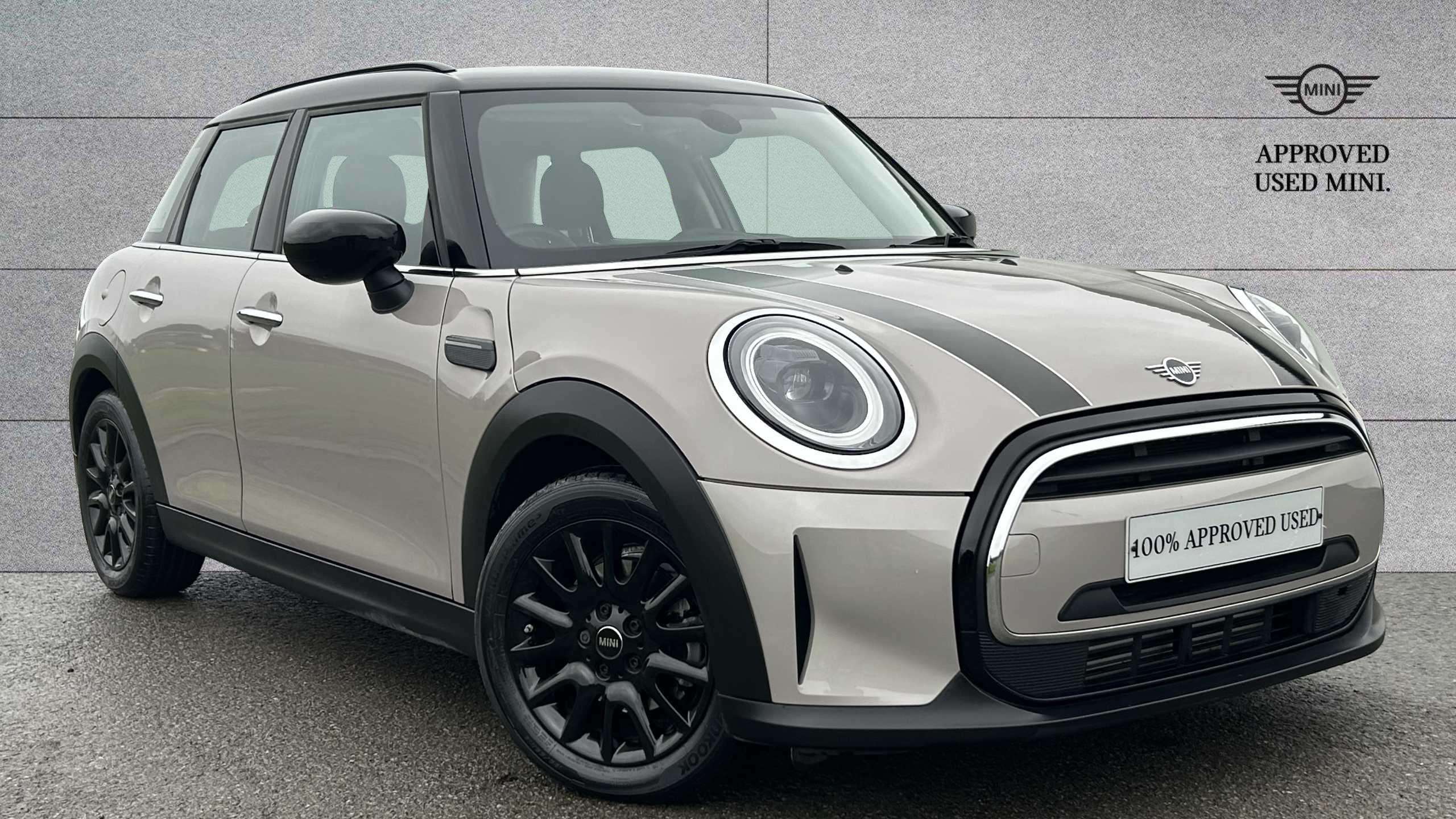 Main listing image - MINI Hatchback 5dr