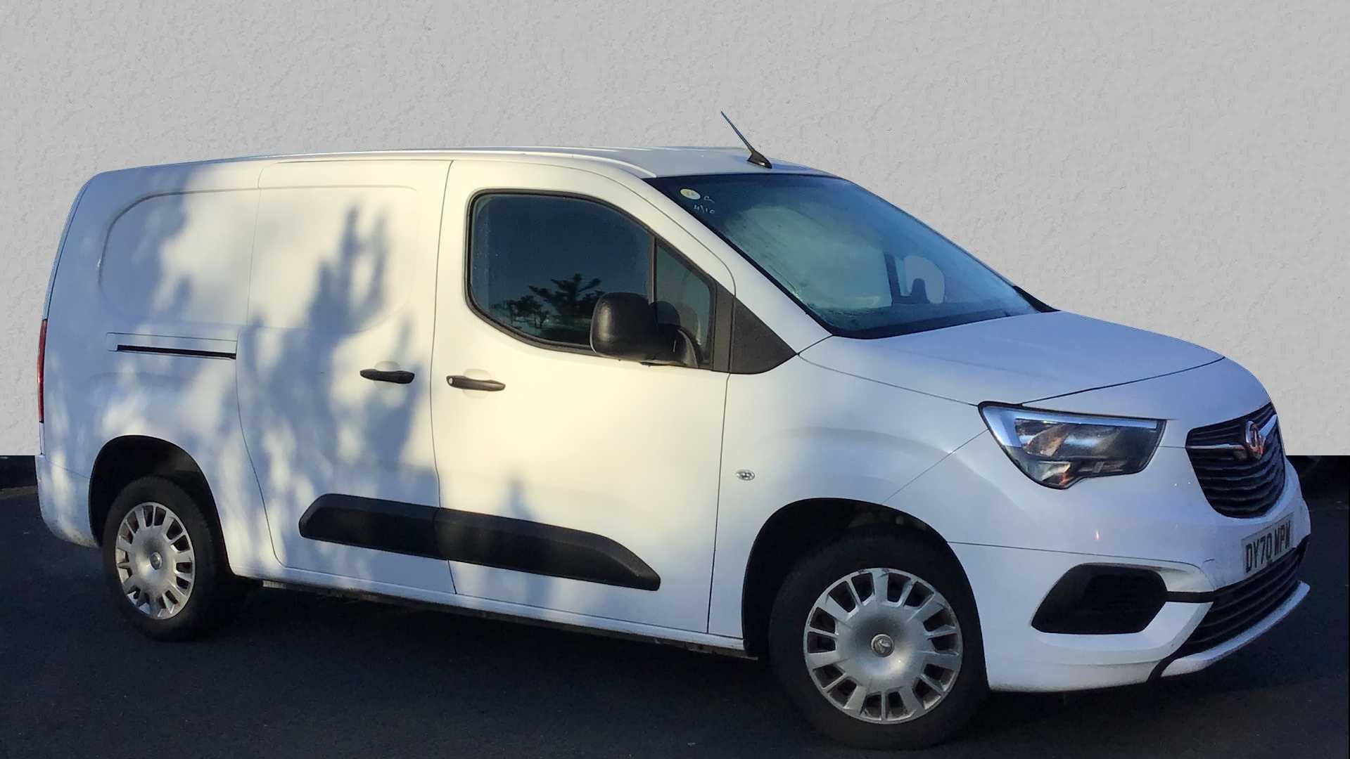 Main listing image - Vauxhall Combo Cargo