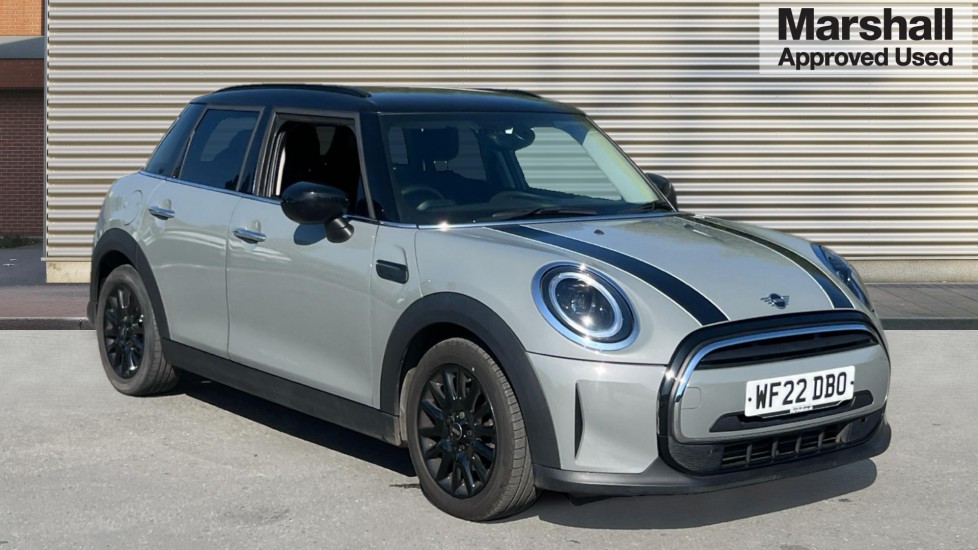 Main listing image - MINI Hatchback 5dr