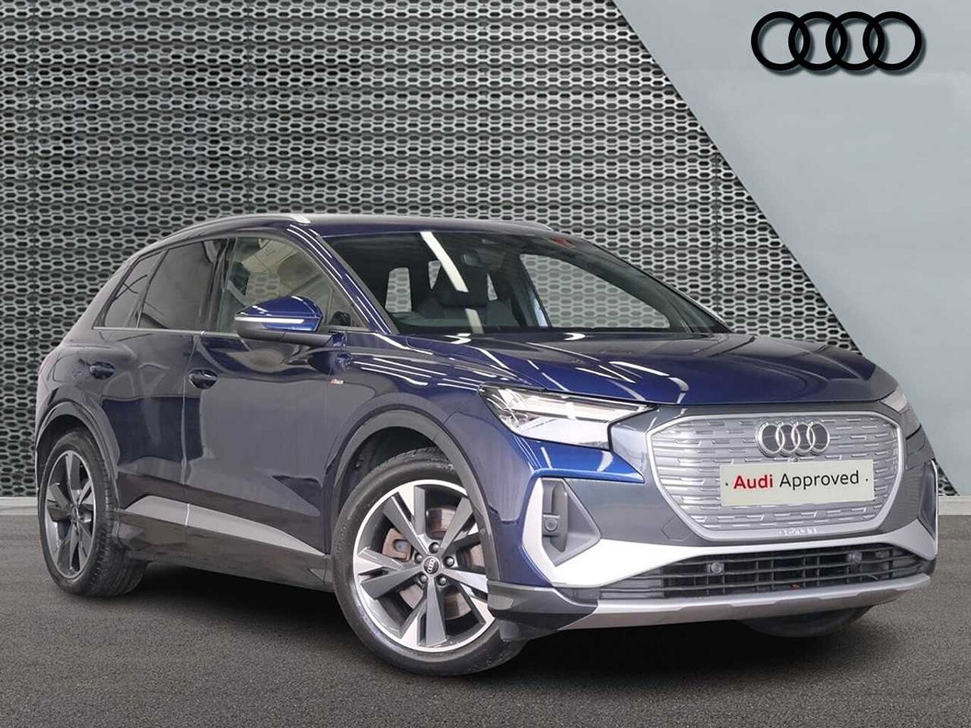 Main listing image - Audi Q4