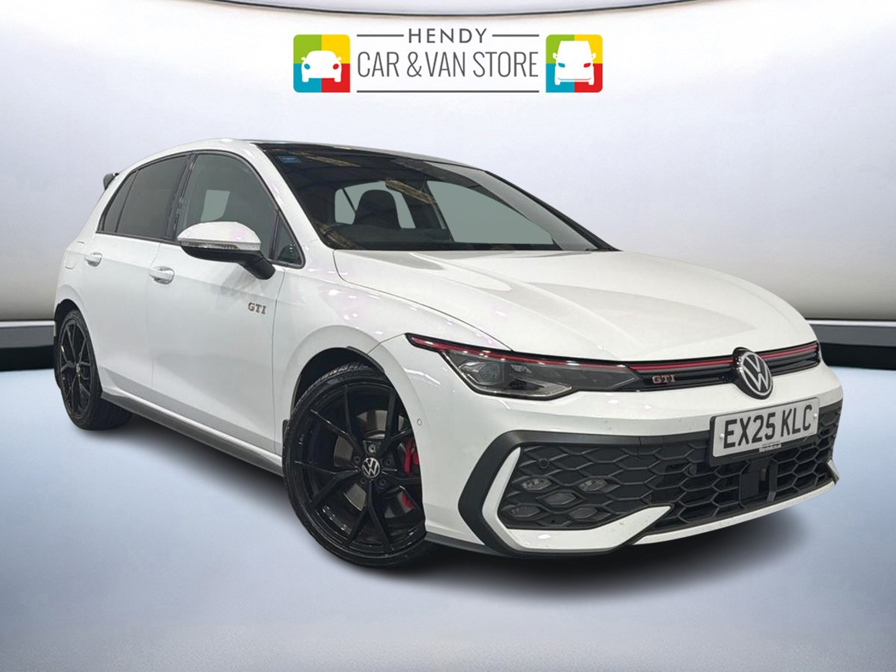 Main listing image - Volkswagen Golf