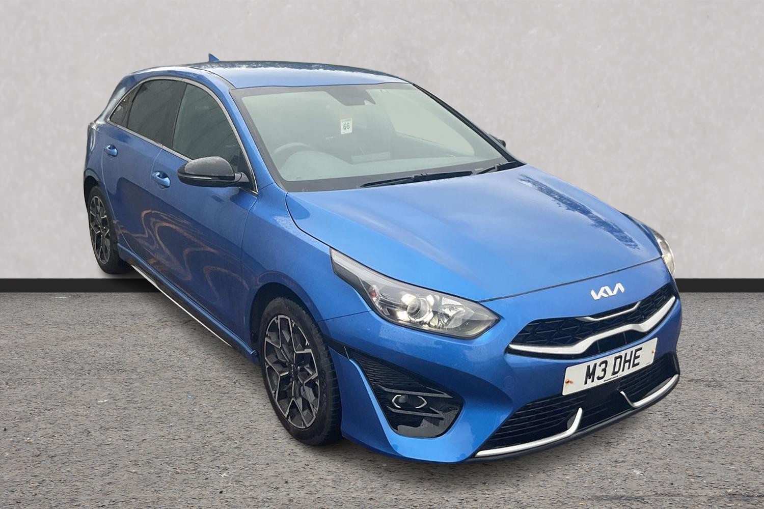 Main listing image - Kia Ceed