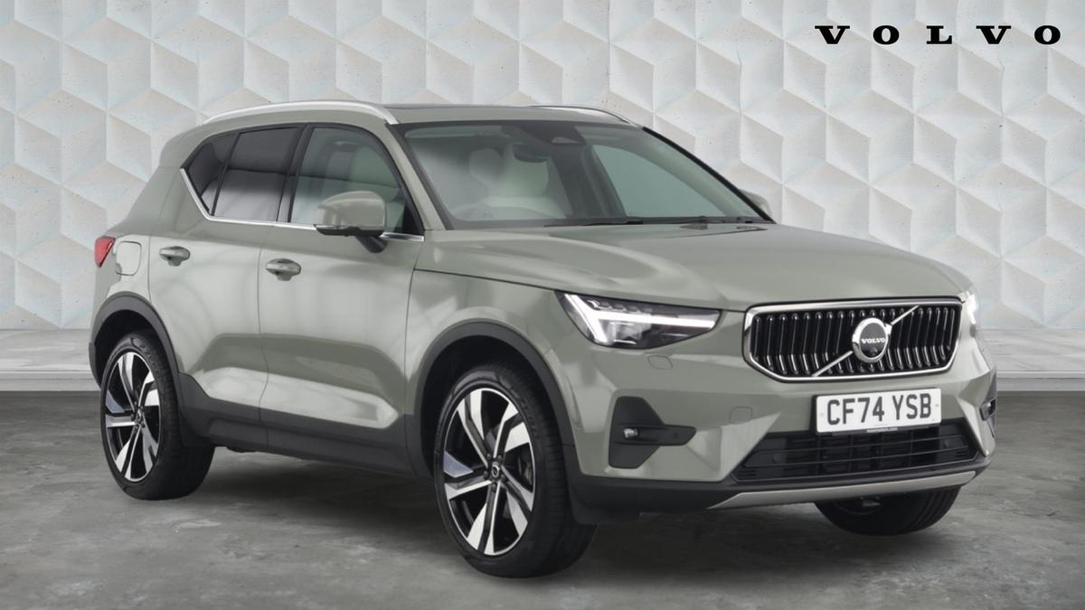 Main listing image - Volvo XC40