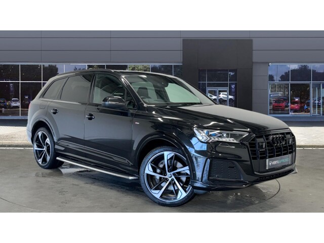 Main listing image - Audi Q7