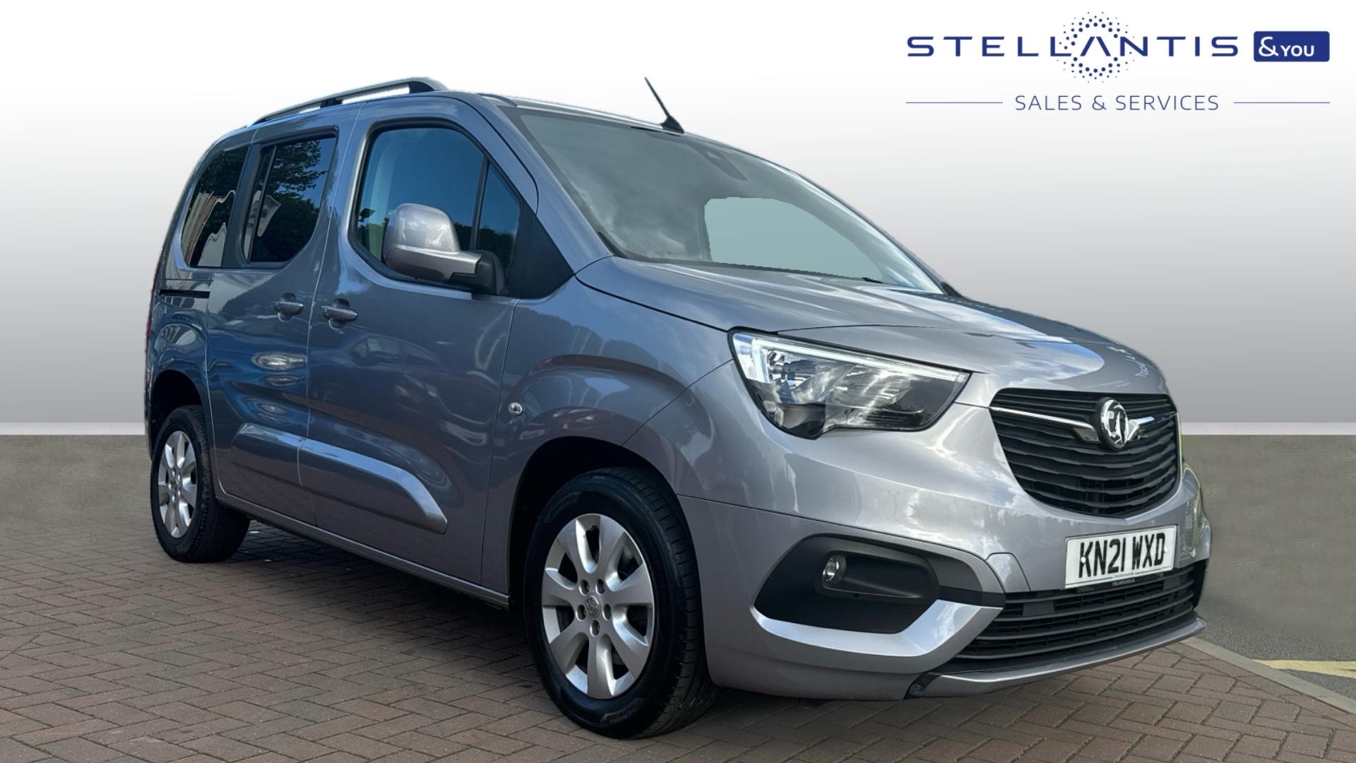 Main listing image - Vauxhall Combo Life