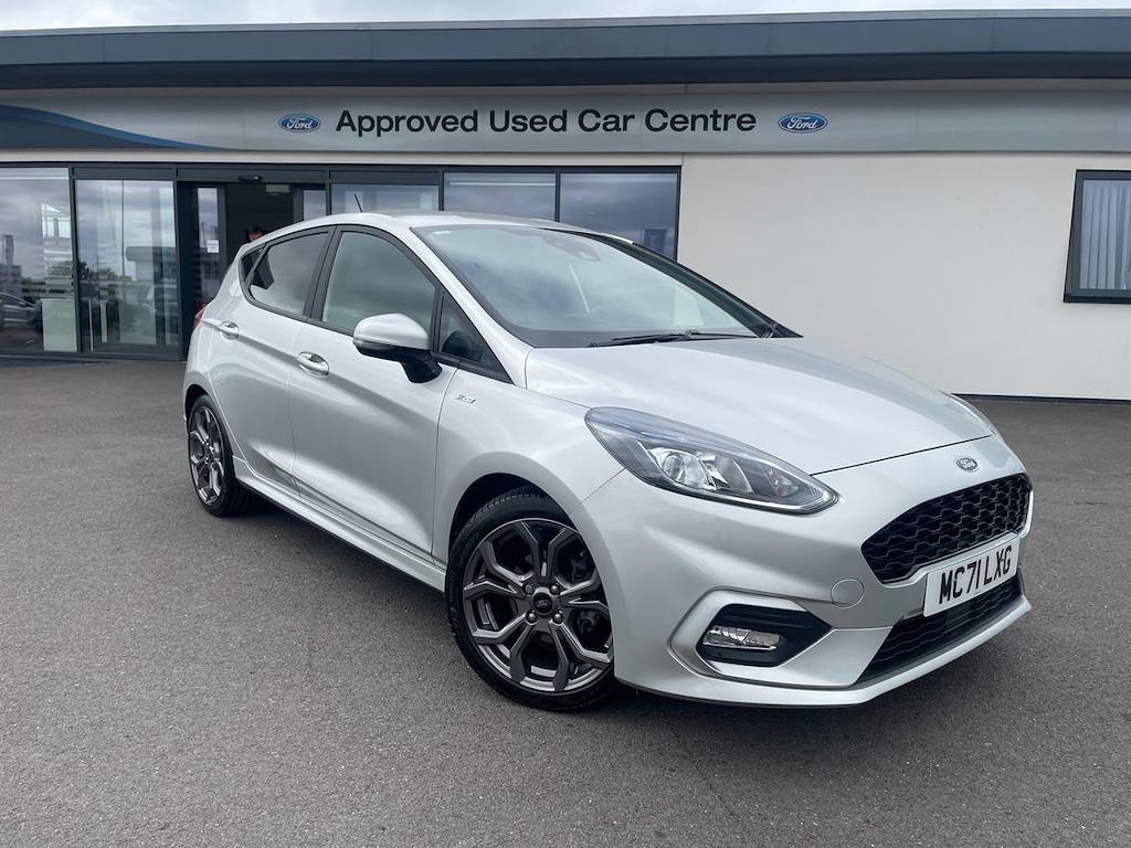 Main listing image - Ford Fiesta