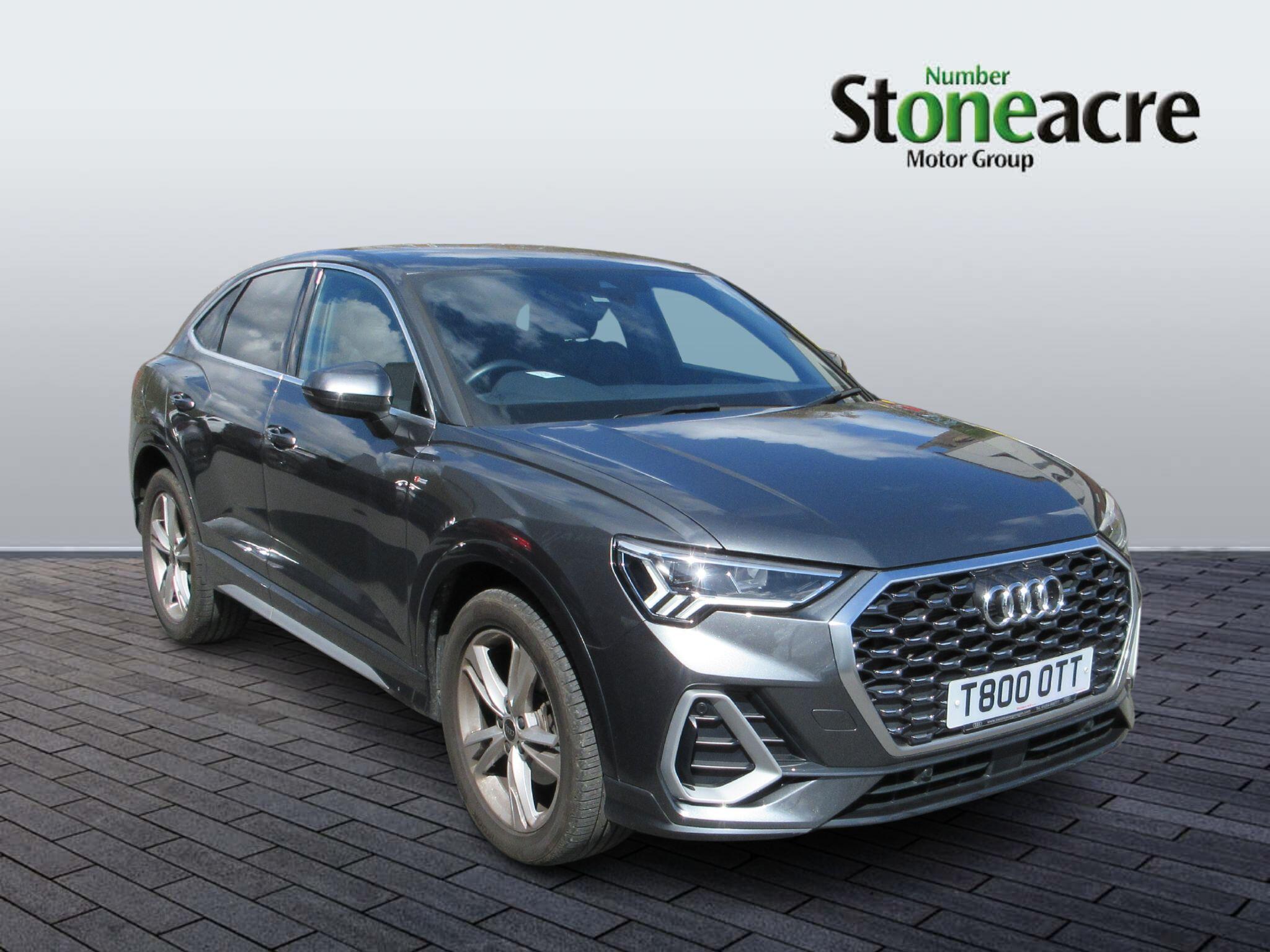 Main listing image - Audi Q3