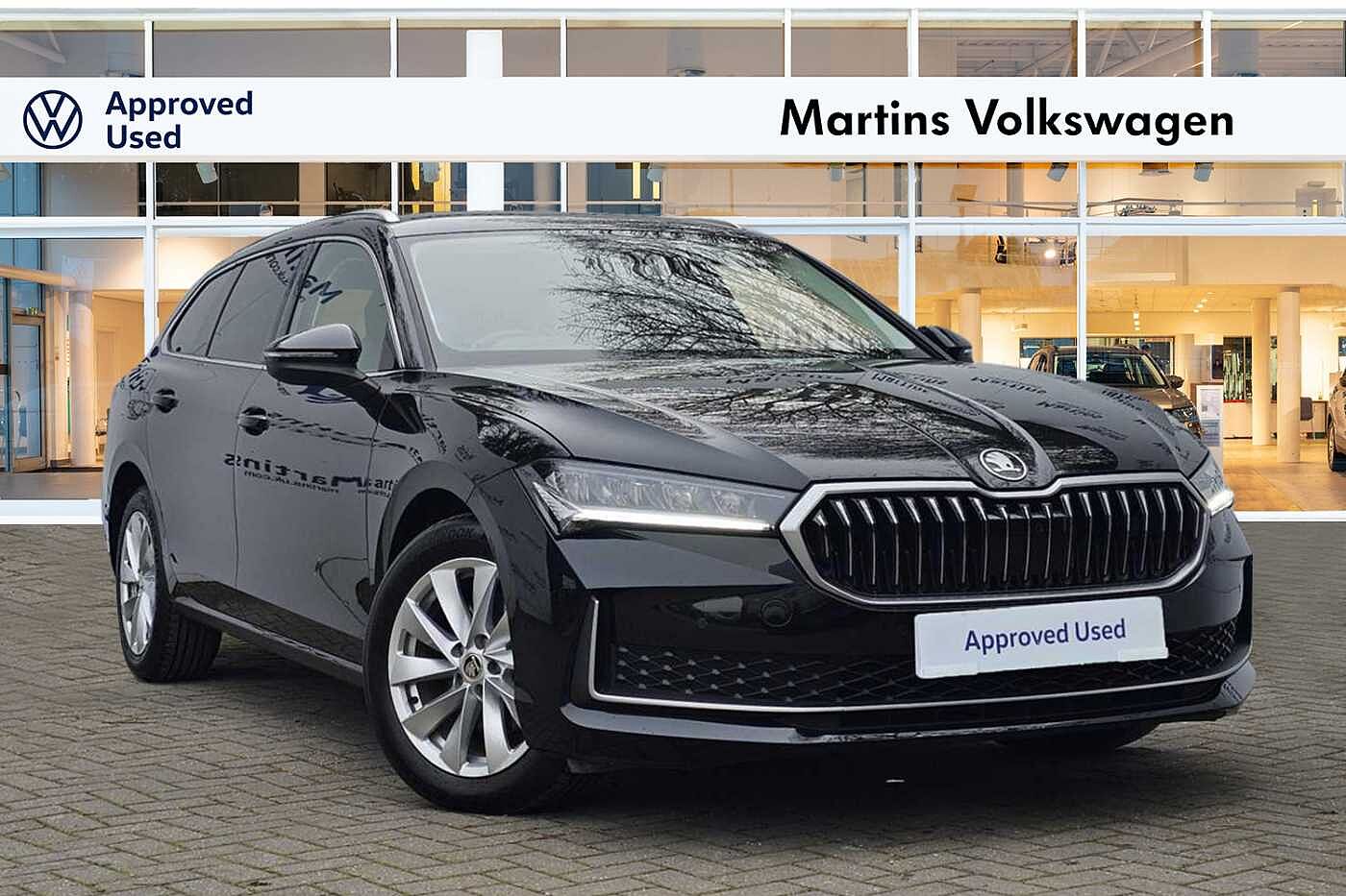 Main listing image - Skoda Superb Estate