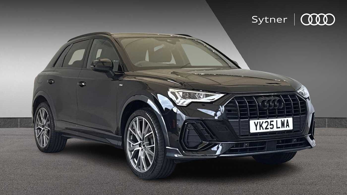 Main listing image - Audi Q3