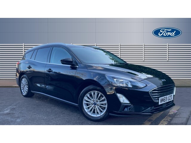 Main listing image - Ford Focus Estate