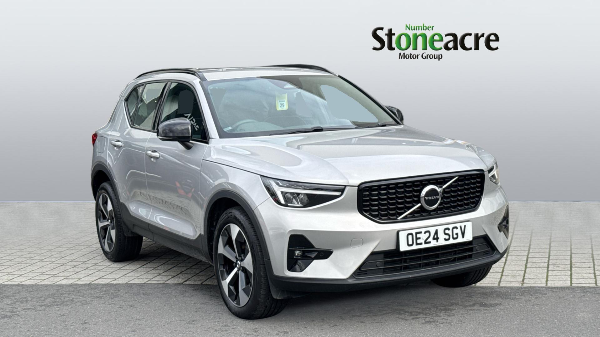 Main listing image - Volvo XC40