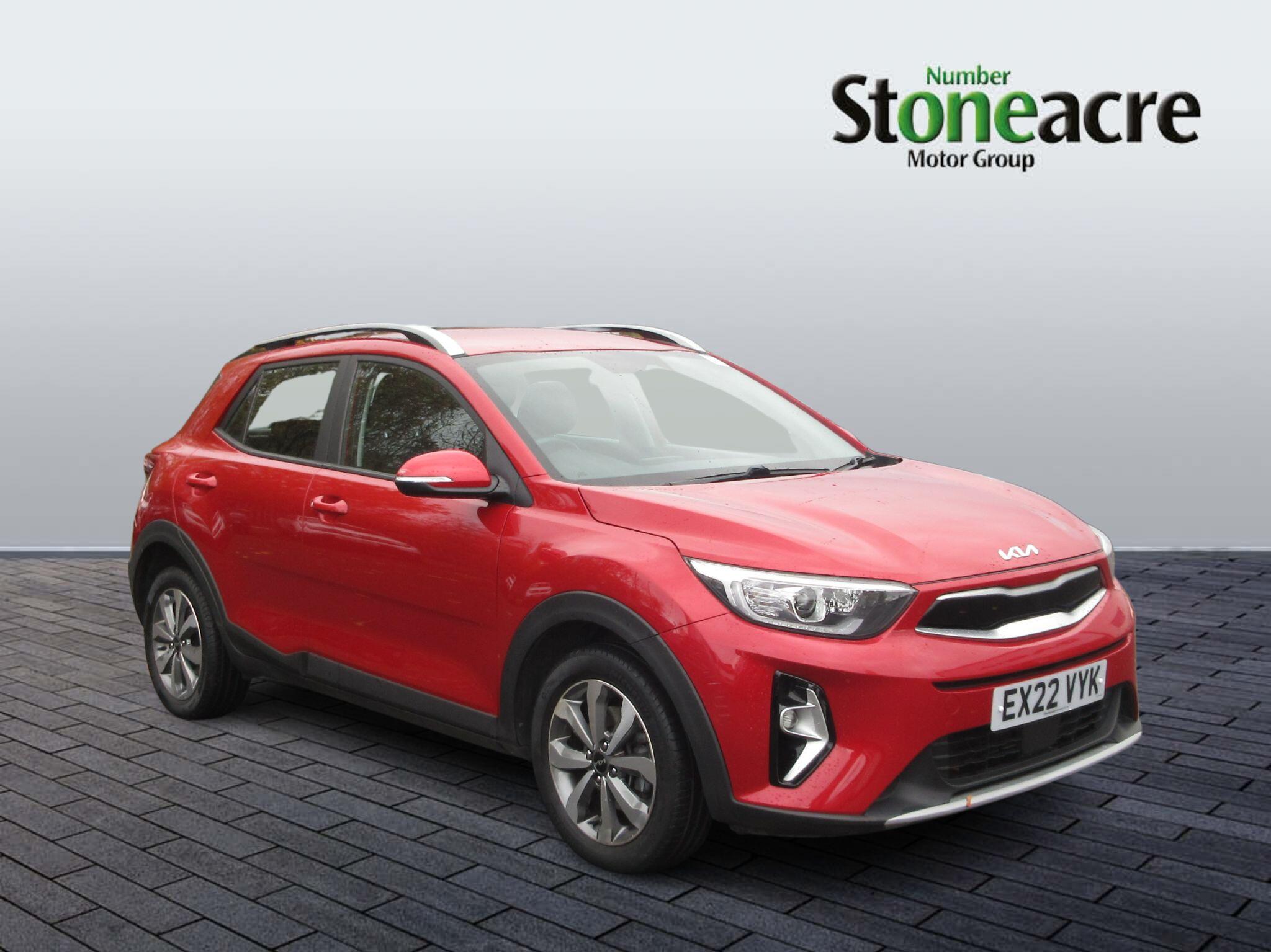 Main listing image - Kia Stonic