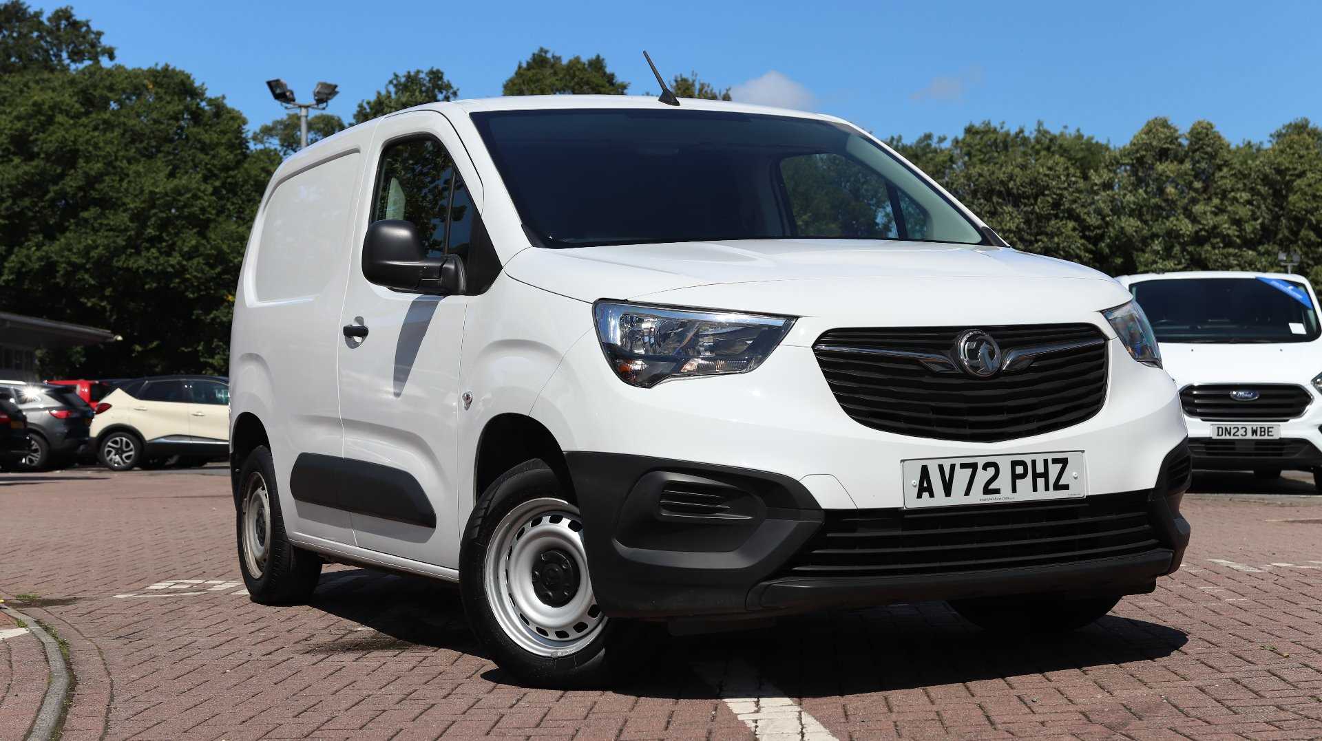 Main listing image - Vauxhall Combo Cargo