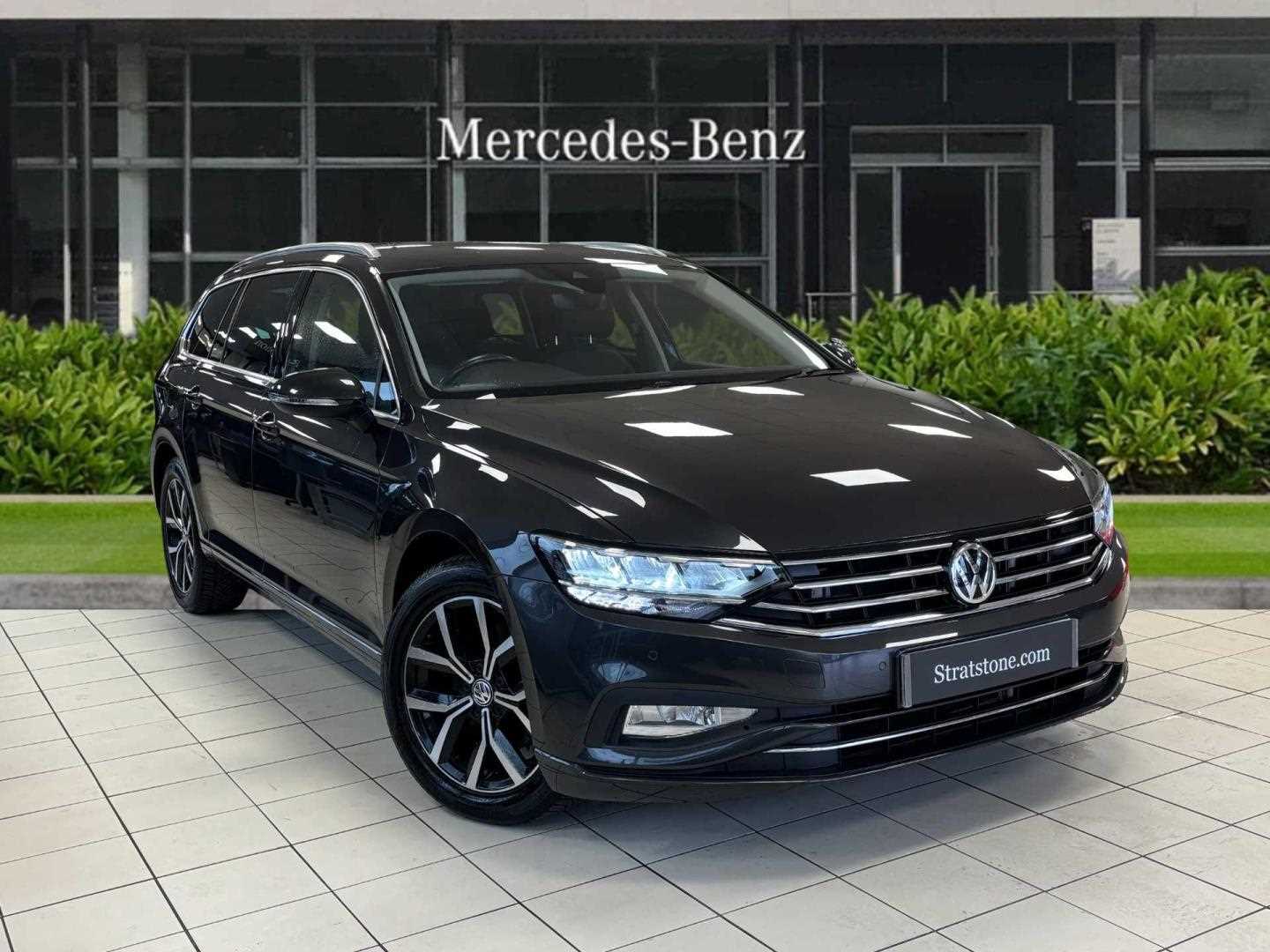 Main listing image - Volkswagen Passat Estate