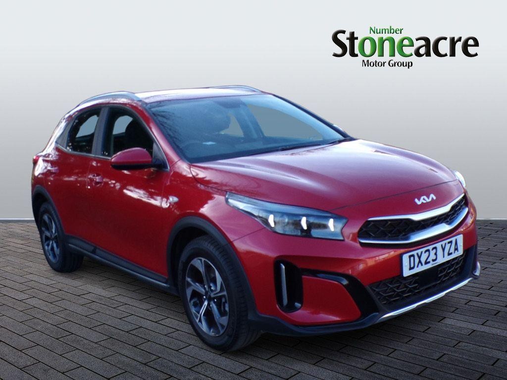 Main listing image - Kia XCeed