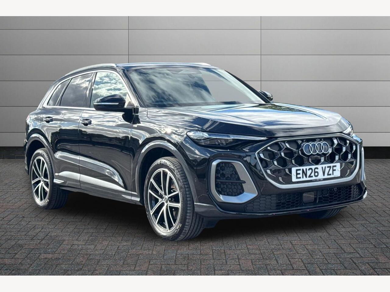 Main listing image - Audi Q5