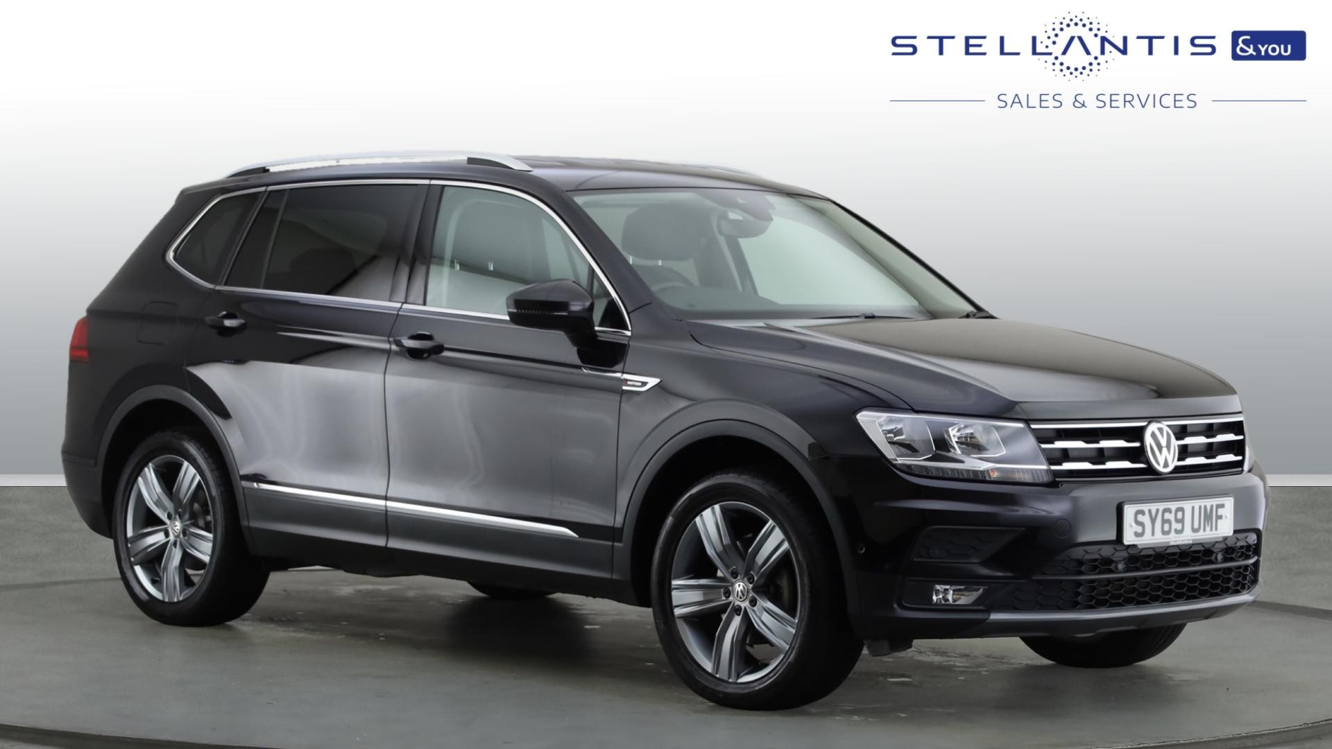 Main listing image - Volkswagen Tiguan Allspace