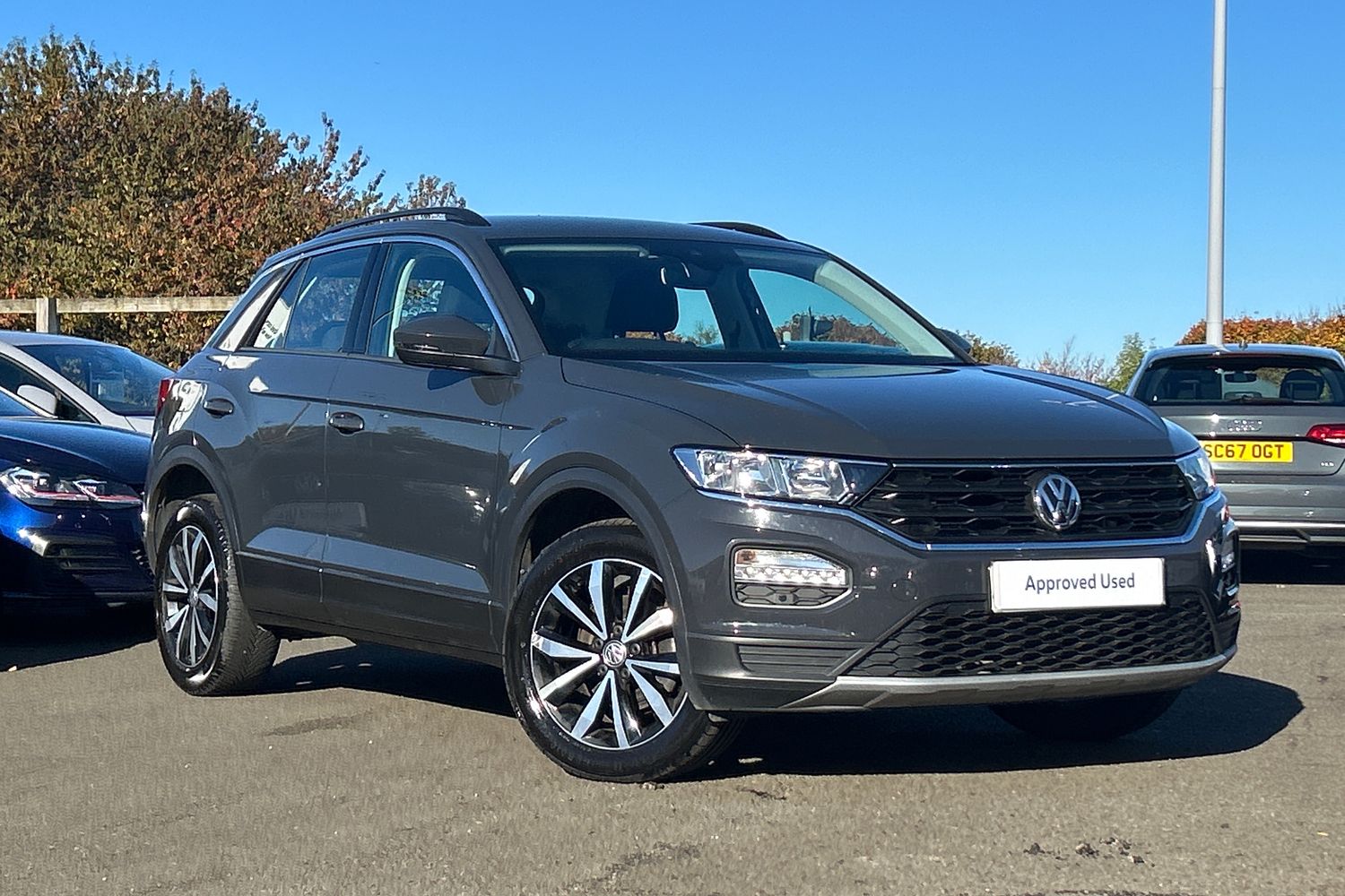 Main listing image - Volkswagen T-Roc