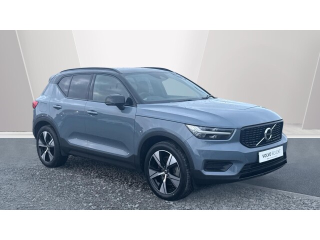 Main listing image - Volvo XC40 Recharge
