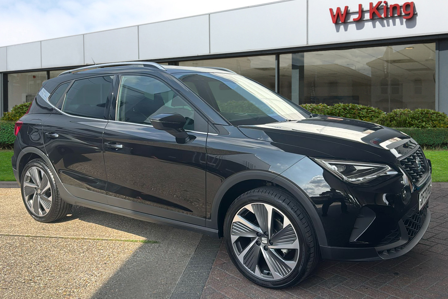 Main listing image - SEAT Arona