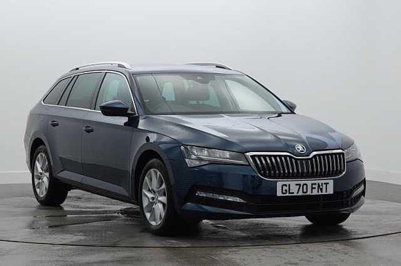 Main listing image - Skoda Superb