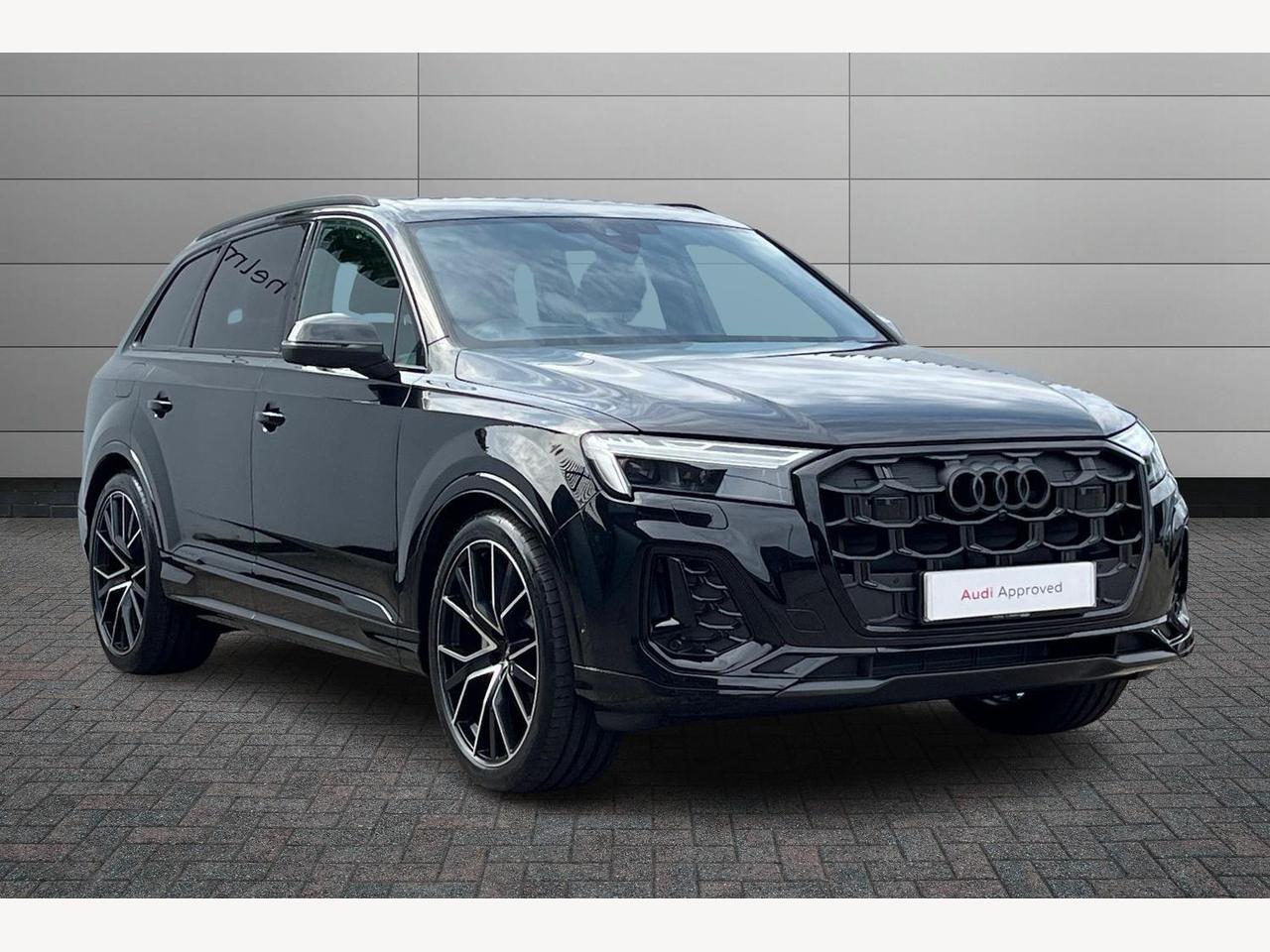 Main listing image - Audi Q7